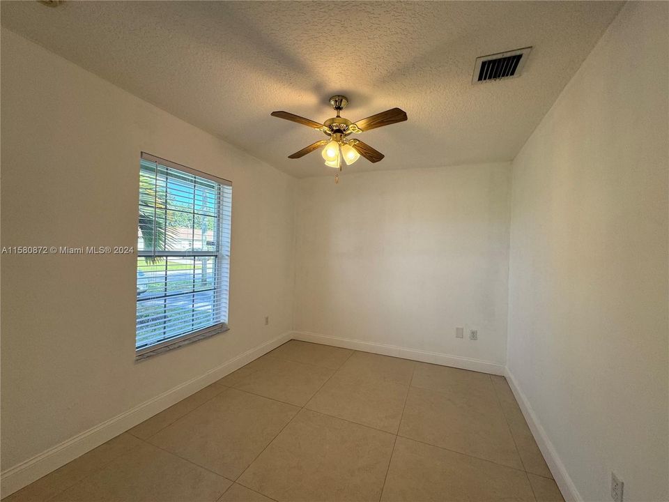 For Rent: $4,200 (3 beds, 2 baths, 1638 Square Feet)
