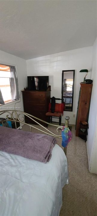 For Sale: $639,000 (2 beds, 1 baths, 592 Square Feet)