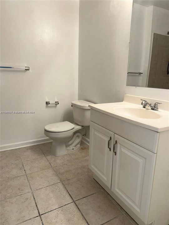 For Rent: $2,400 (2 beds, 1 baths, 1064 Square Feet)