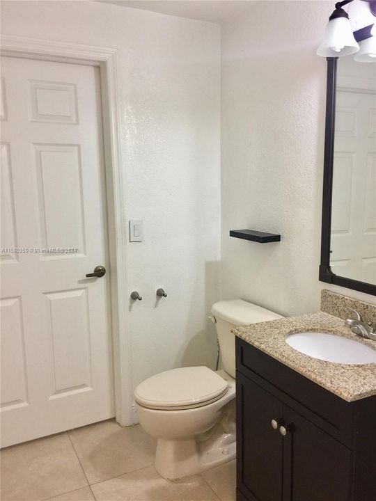 最近租的: $2,600 (2 贝兹, 2 浴室, 1115 平方英尺)