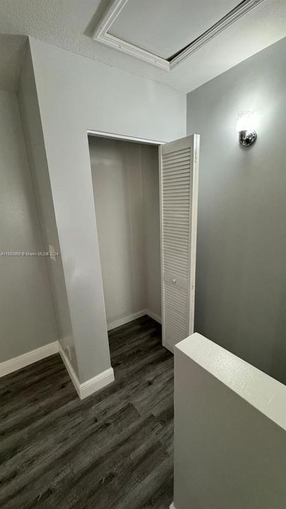 For Rent: $2,299 (2 beds, 2 baths, 880 Square Feet)