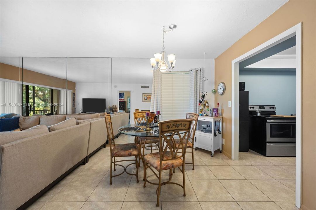 Active With Contract: $85,000 (1 beds, 1 baths, 752 Square Feet)