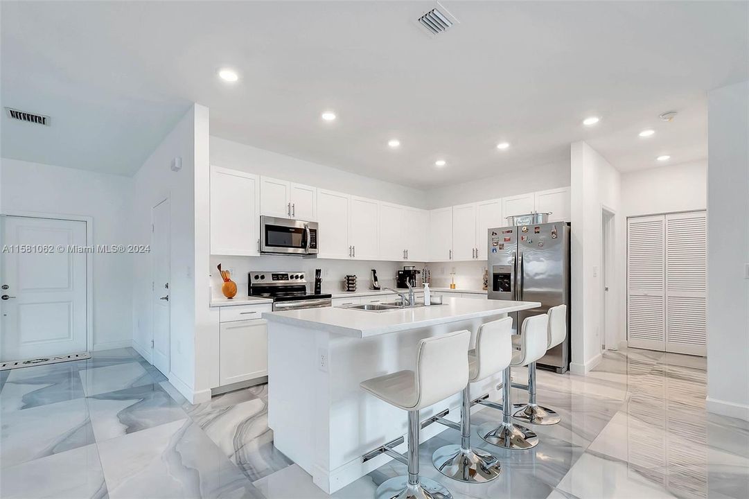 Active With Contract: $1,000,000 (5 beds, 3 baths, 2619 Square Feet)