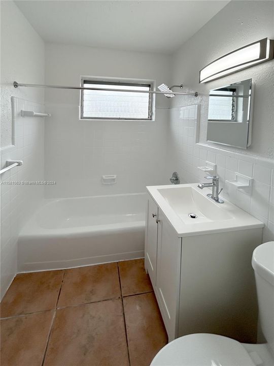 For Rent: $1,599 (1 beds, 1 baths, 490 Square Feet)