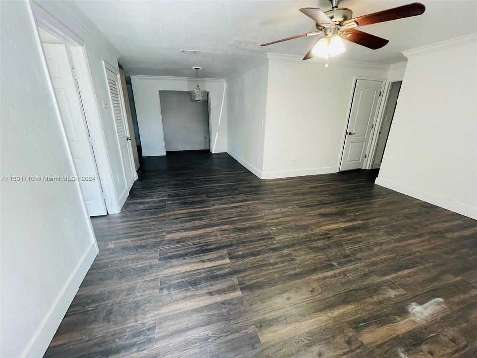 Recently Rented: $3,100 (3 beds, 2 baths, 1758 Square Feet)