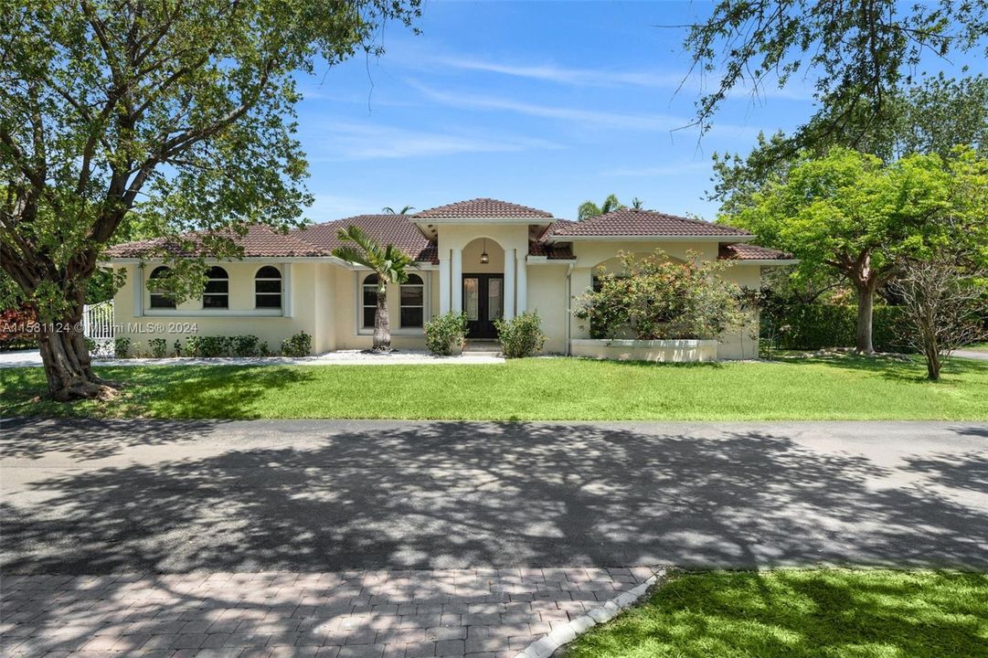 Active With Contract: $1,250,000 (4 beds, 3 baths, 2742 Square Feet)