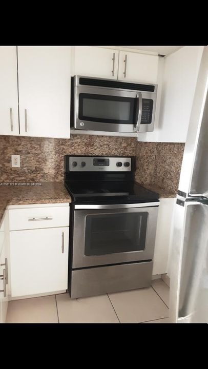 For Rent: $1,900 (1 beds, 1 baths, 0 Square Feet)