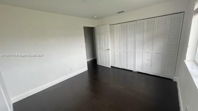 For Rent: $3,399 (3 beds, 2 baths, 1648 Square Feet)