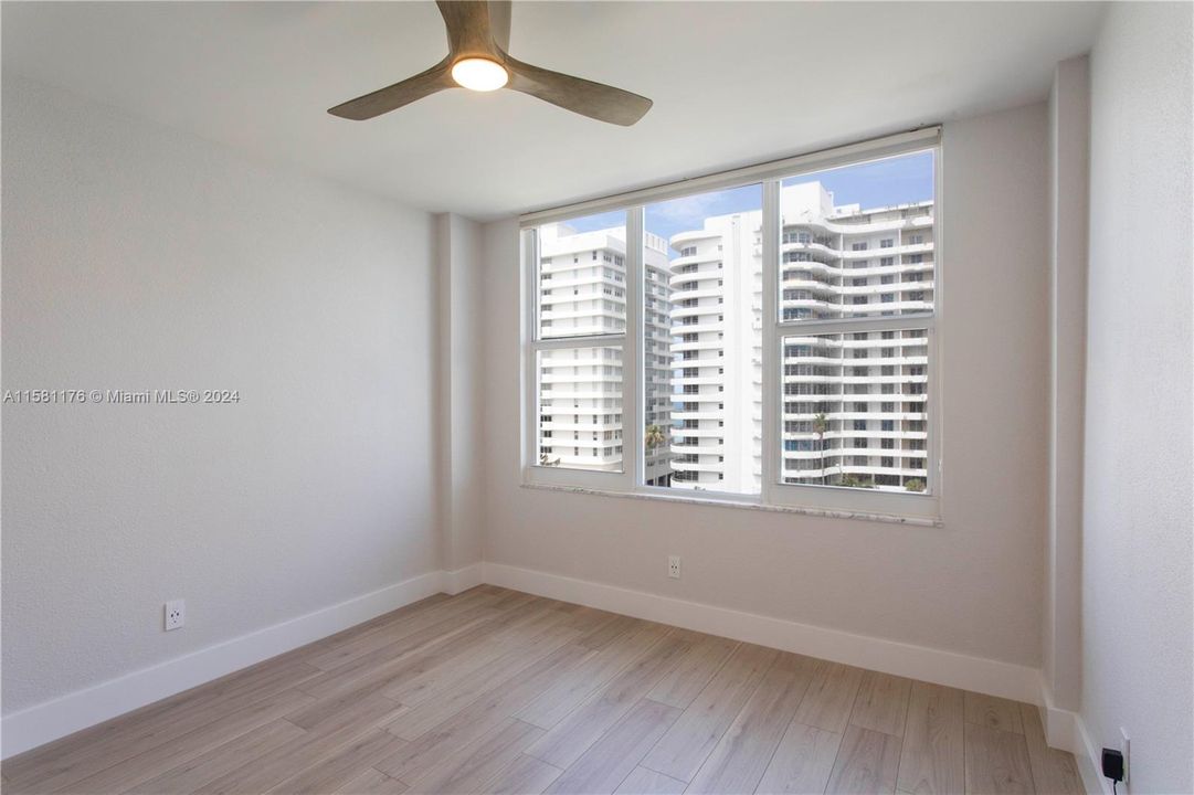 Active With Contract: $3,600 (2 beds, 2 baths, 1190 Square Feet)