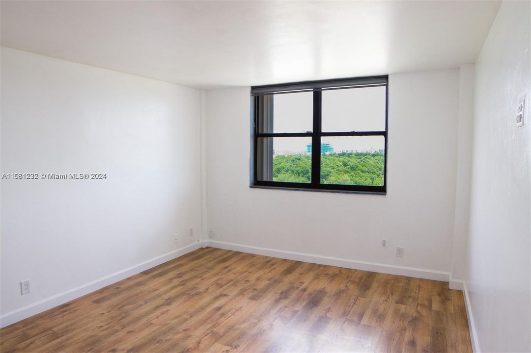 For Rent: $2,500 (2 beds, 2 baths, 1190 Square Feet)