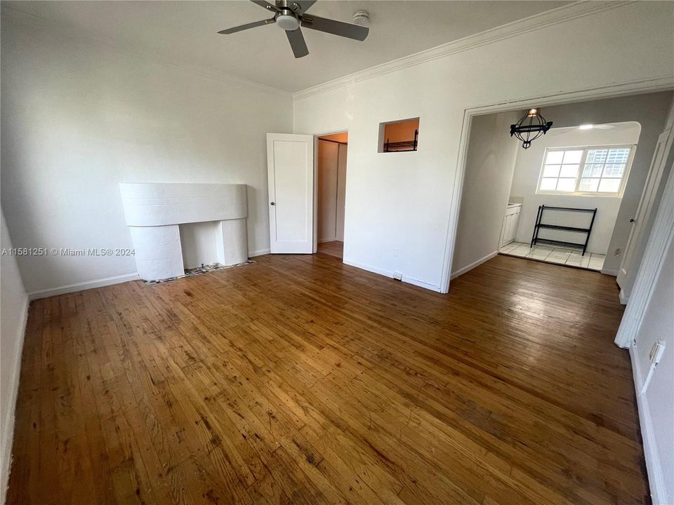 Recently Rented: $1,898 (0 beds, 1 baths, 6608 Square Feet)