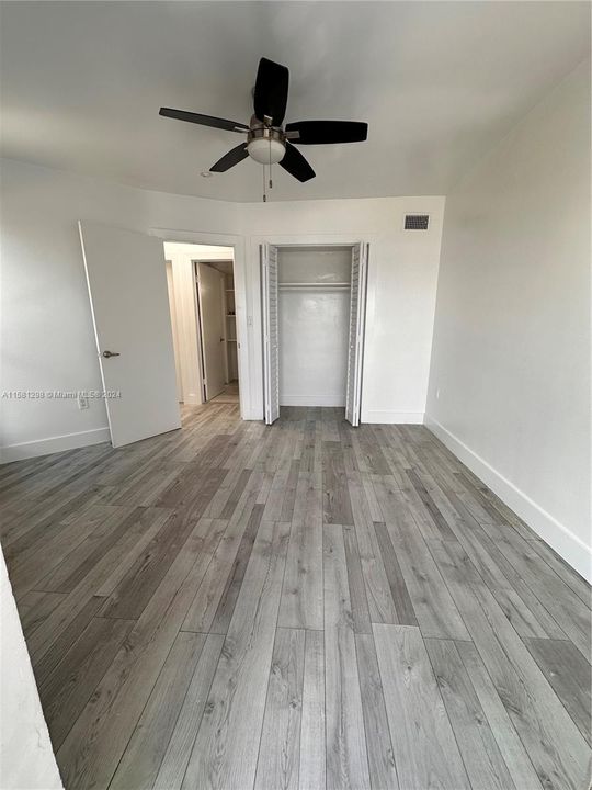 For Rent: $2,500 (2 beds, 1 baths, 928 Square Feet)