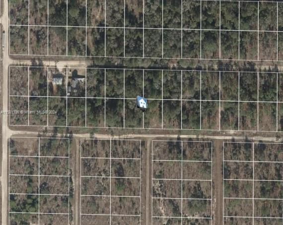 На продажу: $9,000 (0.23 acres)