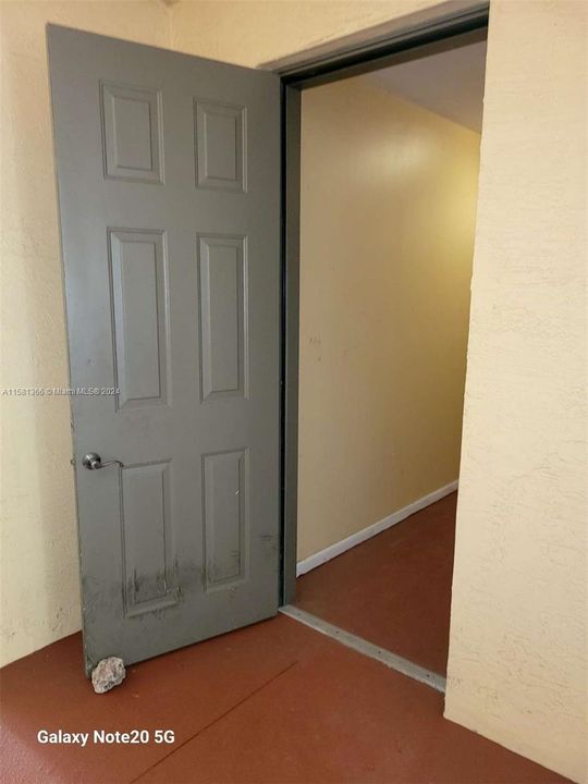 For Rent: $2,790 (3 beds, 2 baths, 1183 Square Feet)