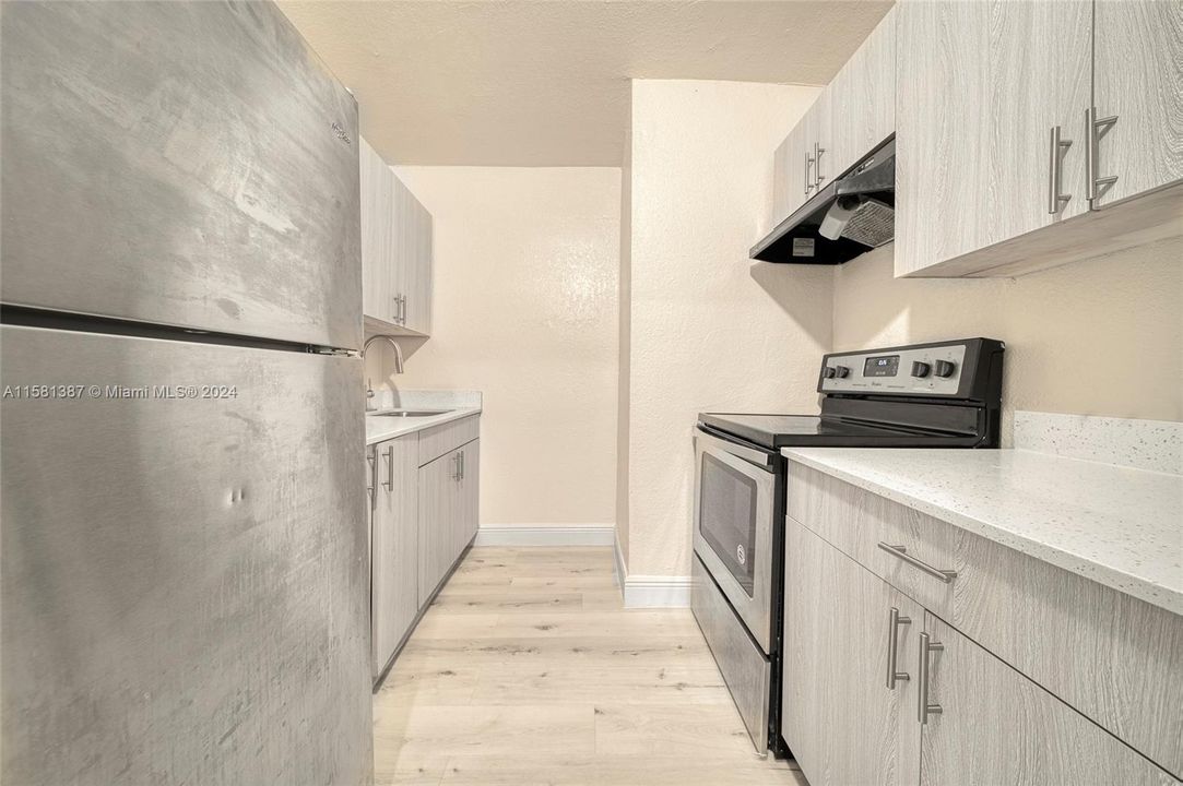 Recently Rented: $1,850 (1 beds, 1 baths, 801 Square Feet)