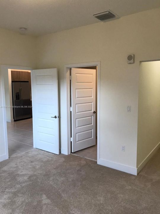 For Rent: $3,150 (2 beds, 2 baths, 1135 Square Feet)
