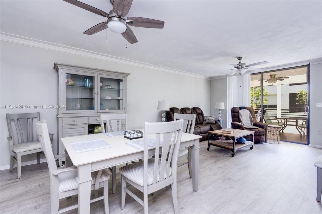 For Sale: $385,000 (2 beds, 2 baths, 1300 Square Feet)