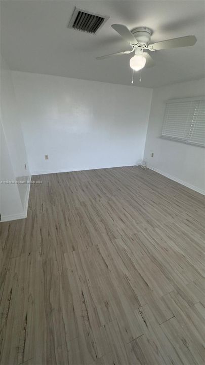 For Rent: $3,200 (3 beds, 2 baths, 1889 Square Feet)