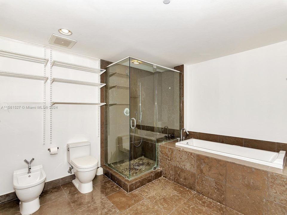 待售: $1,790,000 (3 贝兹, 2 浴室, 1870 平方英尺)