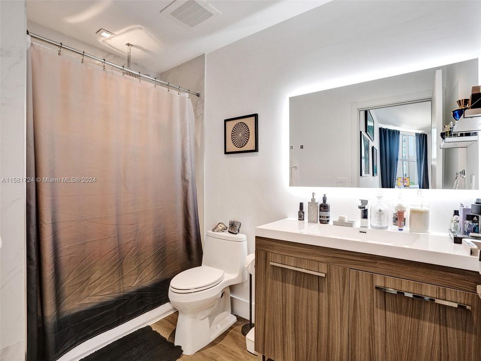 待售: $735,000 (2 贝兹, 3 浴室, 1750 平方英尺)