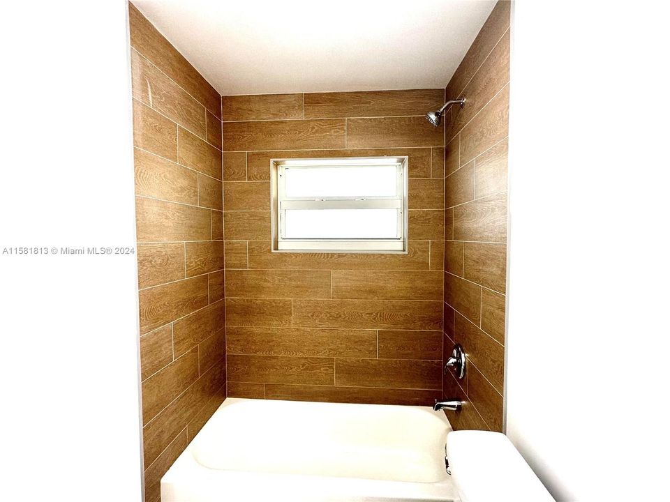 В аренду: $3,950 (3 спален, 2 ванн, 1400 Квадратных фут)