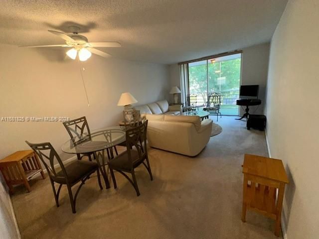 Active With Contract: $74,900 (1 beds, 1 baths, 640 Square Feet)