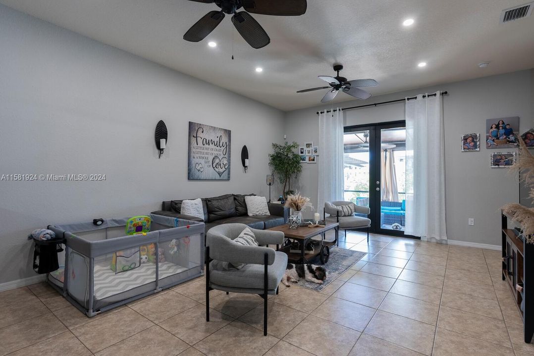 Active With Contract: $599,900 (4 beds, 2 baths, 1570 Square Feet)