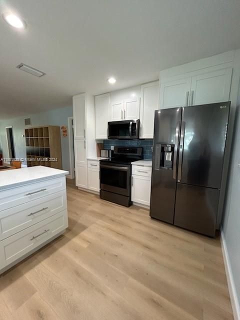 For Sale: $325,000 (2 beds, 2 baths, 980 Square Feet)