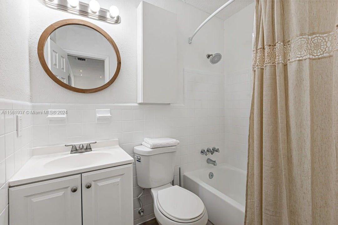 Недавно арендовано: $2,500 (2 спален, 1 ванн, 600 Квадратных фут)