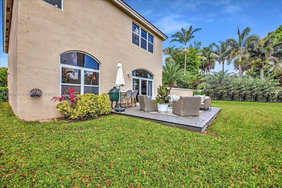 Recently Sold: $949,999 (4 beds, 3 baths, 2909 Square Feet)