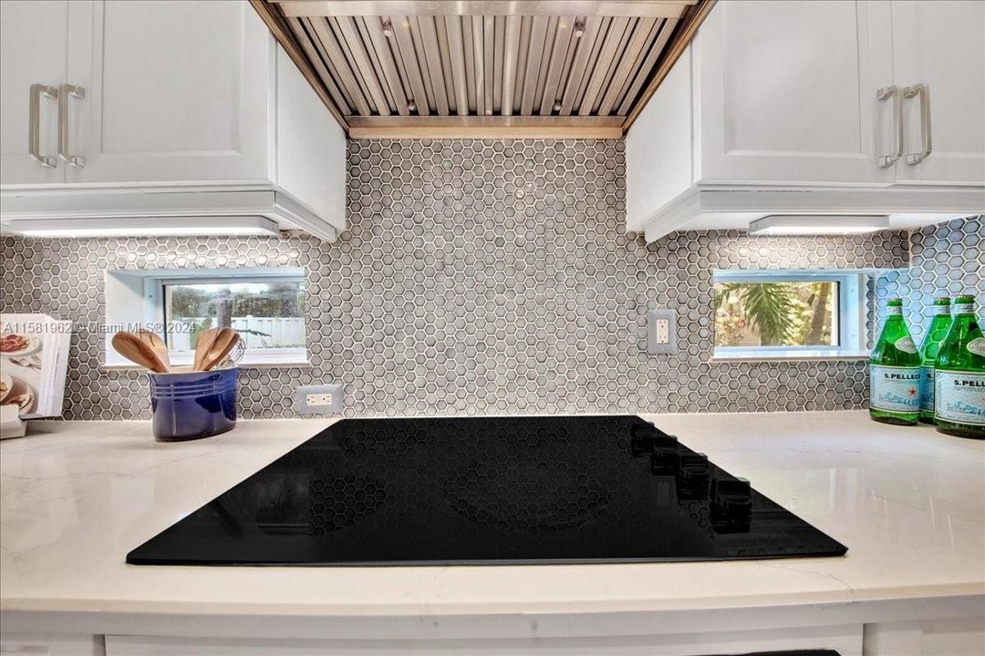 Recently Sold: $949,999 (4 beds, 3 baths, 2909 Square Feet)