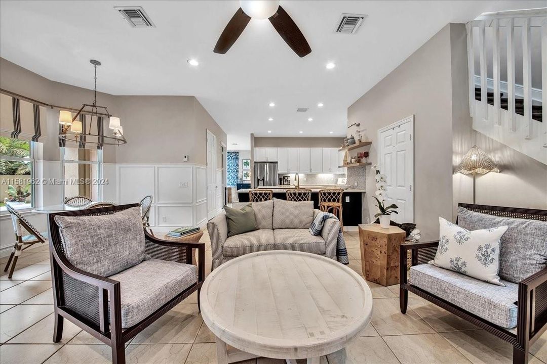 Recently Sold: $949,999 (4 beds, 3 baths, 2909 Square Feet)