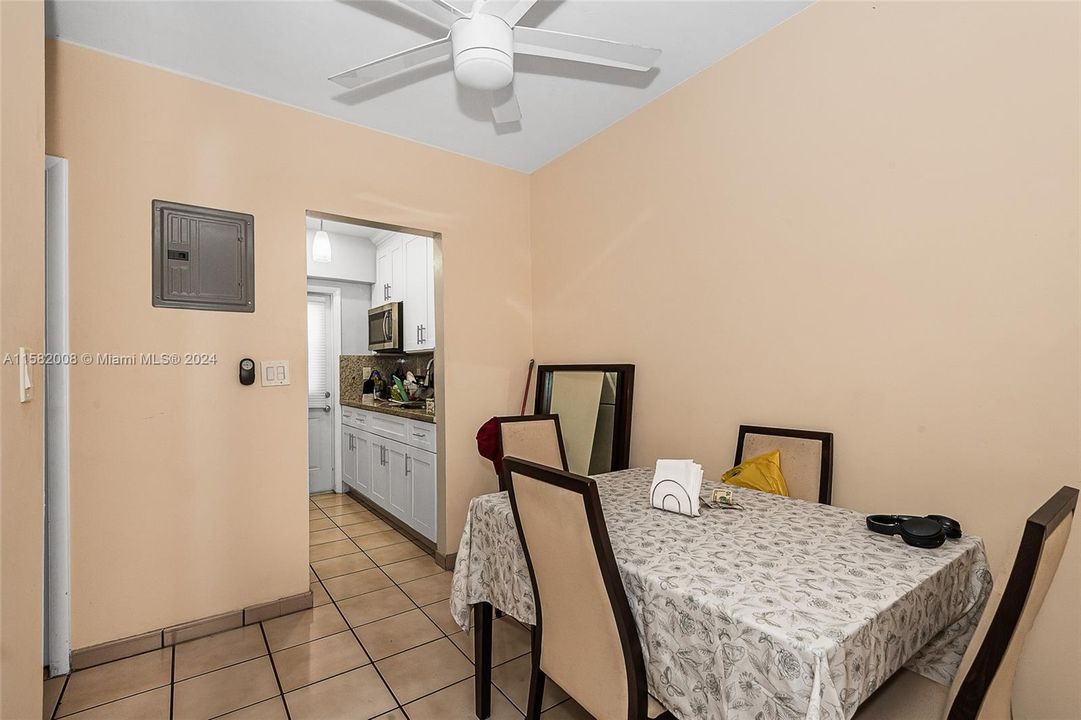 For Sale: $225,000 (0 beds, 1 baths, 440 Square Feet)
