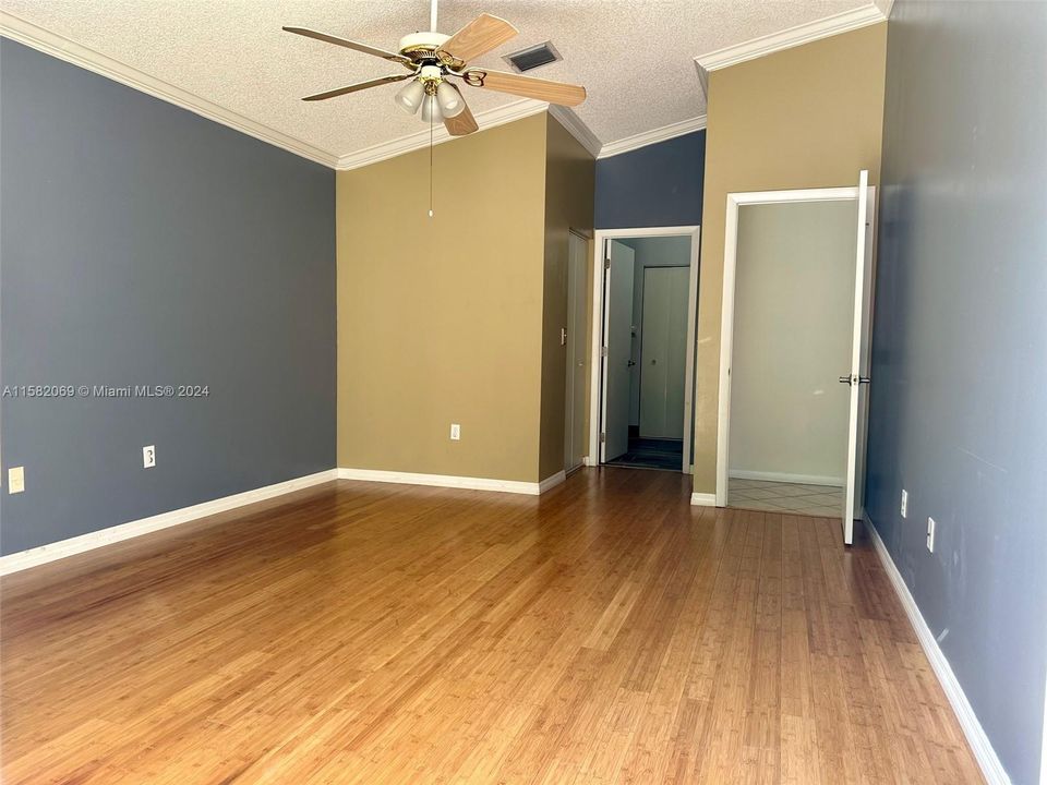 For Rent: $3,900 (4 beds, 2 baths, 1767 Square Feet)