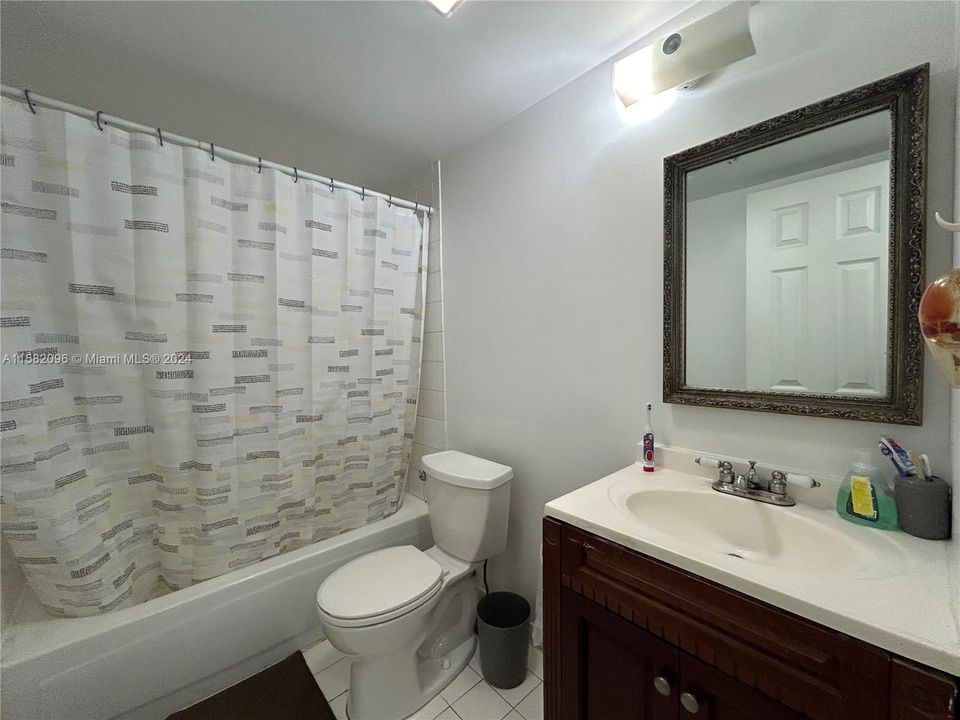 待售: $182,000 (2 贝兹, 2 浴室, 800 平方英尺)