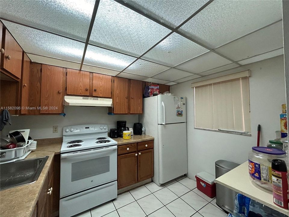 For Sale: $182,000 (2 beds, 2 baths, 800 Square Feet)