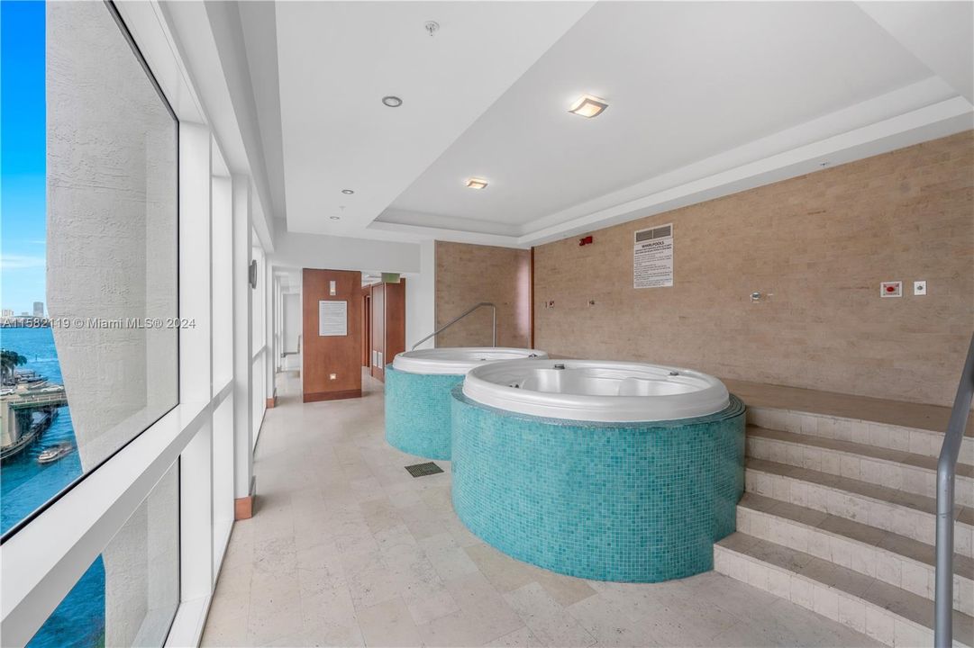 待售: $660,000 (2 贝兹, 2 浴室, 1117 平方英尺)