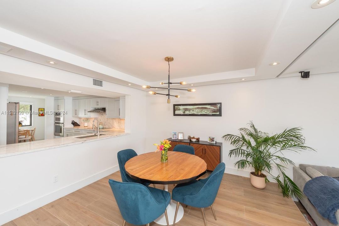 Active With Contract: $5,500 (3 beds, 2 baths, 1923 Square Feet)