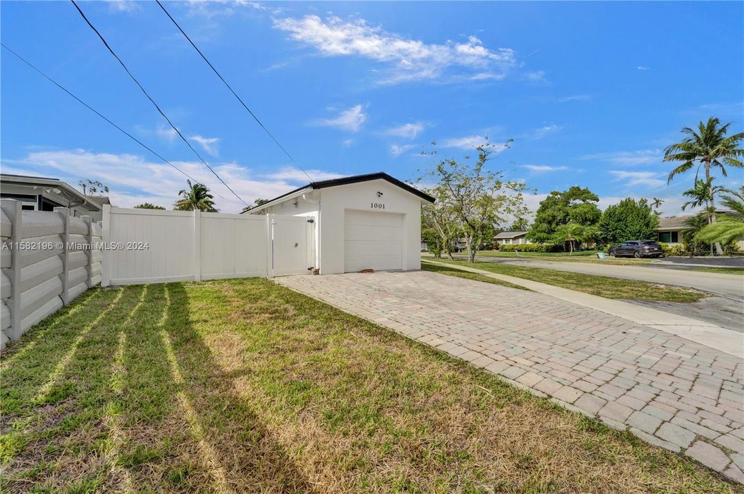 Driveway, garage, and additional parking