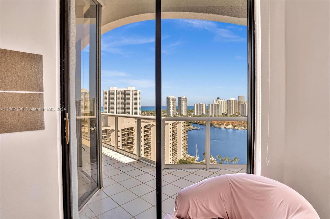 For Sale: $649,722 (2 beds, 2 baths, 1460 Square Feet)