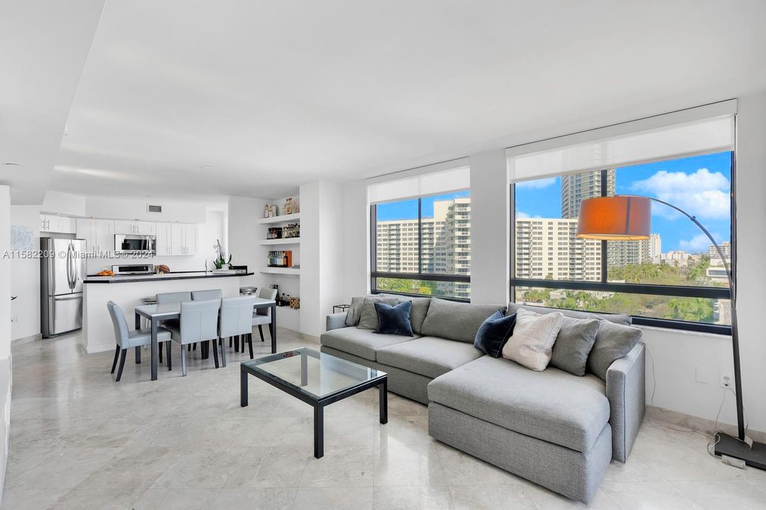 Active With Contract: $4,400 (2 beds, 2 baths, 1269 Square Feet)