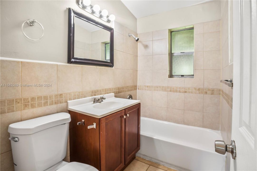 For Sale: $479,900 (3 beds, 2 baths, 1116 Square Feet)