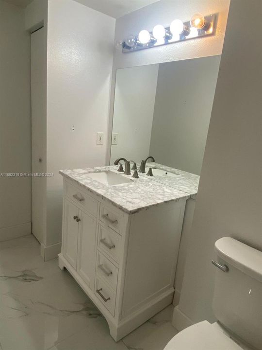 For Rent: $2,100 (1 beds, 1 baths, 690 Square Feet)