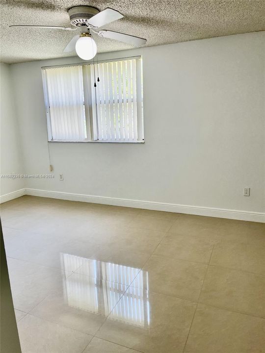 For Rent: $2,400 (2 beds, 2 baths, 1197 Square Feet)