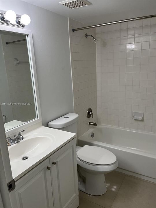 For Rent: $2,400 (2 beds, 2 baths, 1197 Square Feet)