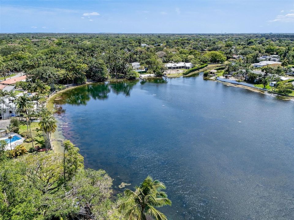 Active With Contract: $1,150,000 (4 beds, 2 baths, 2422 Square Feet)