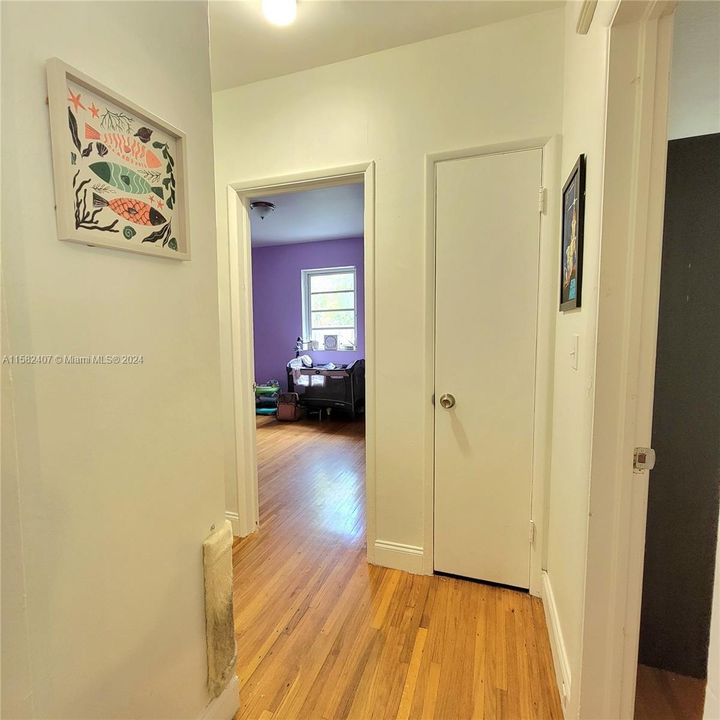 Active With Contract: $3,100 (2 beds, 1 baths, 1064 Square Feet)