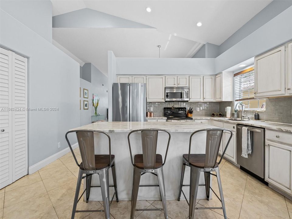 For Sale: $724,990 (3 beds, 2 baths, 1942 Square Feet)