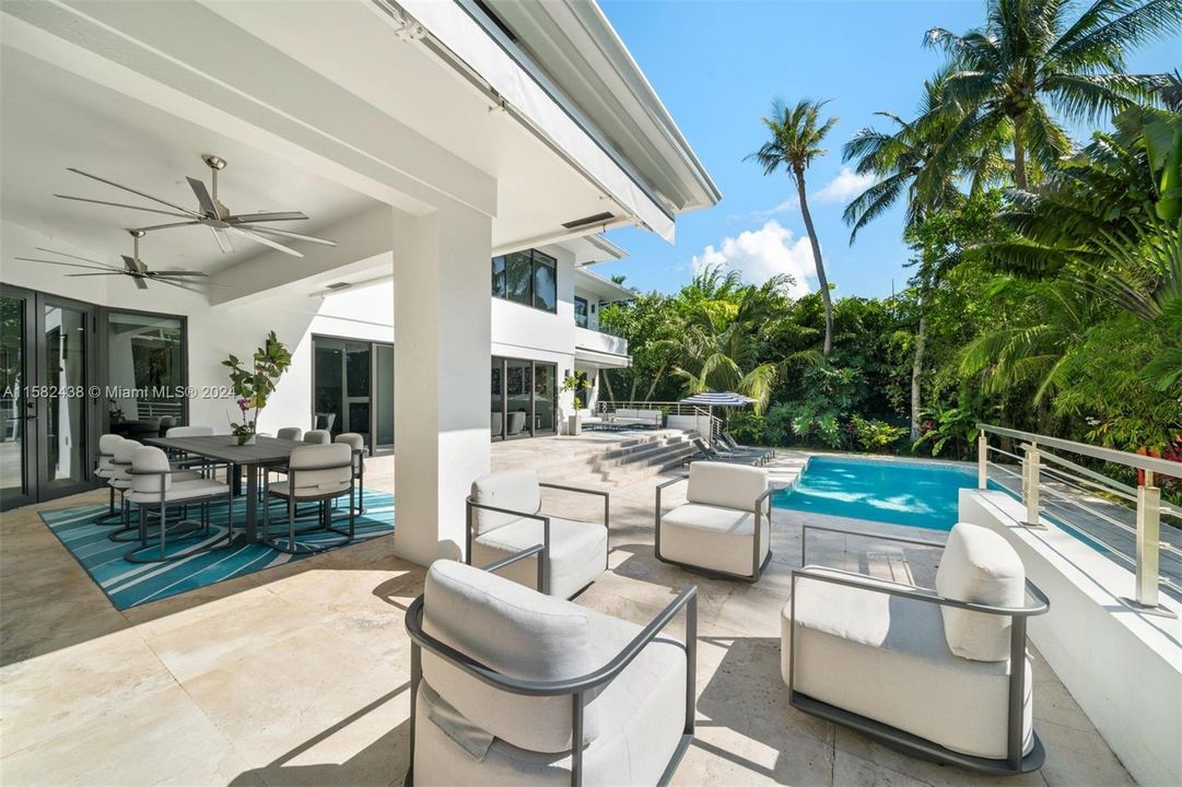 For Sale: $7,695,000 (5 beds, 5 baths, 5396 Square Feet)