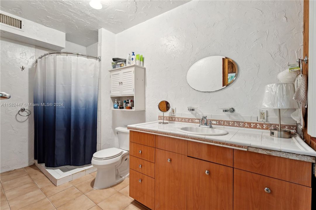 В аренду: $2,800 (1 спален, 1 ванн, 0 Квадратных фут)